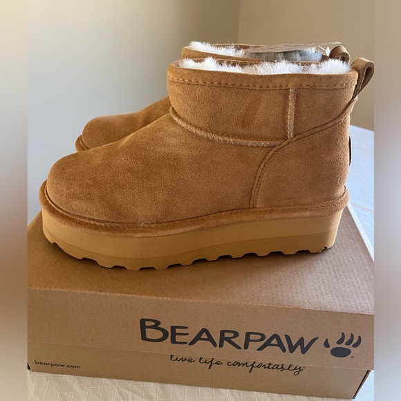 Bearpaw Women's Retro Shorty Boots size 8 - Picture 7 of 10